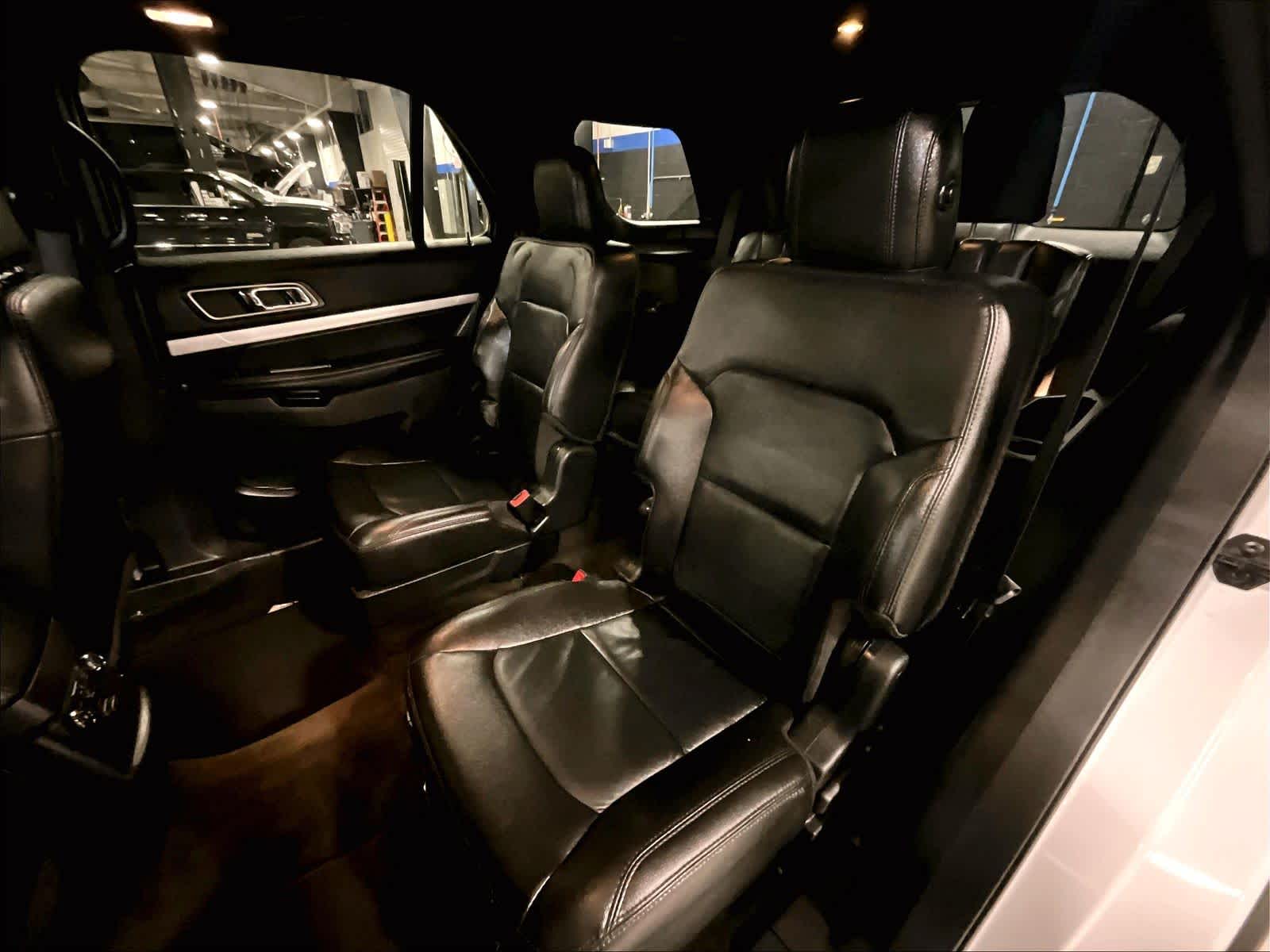 2017 Ford Explorer XLT - Photo 15