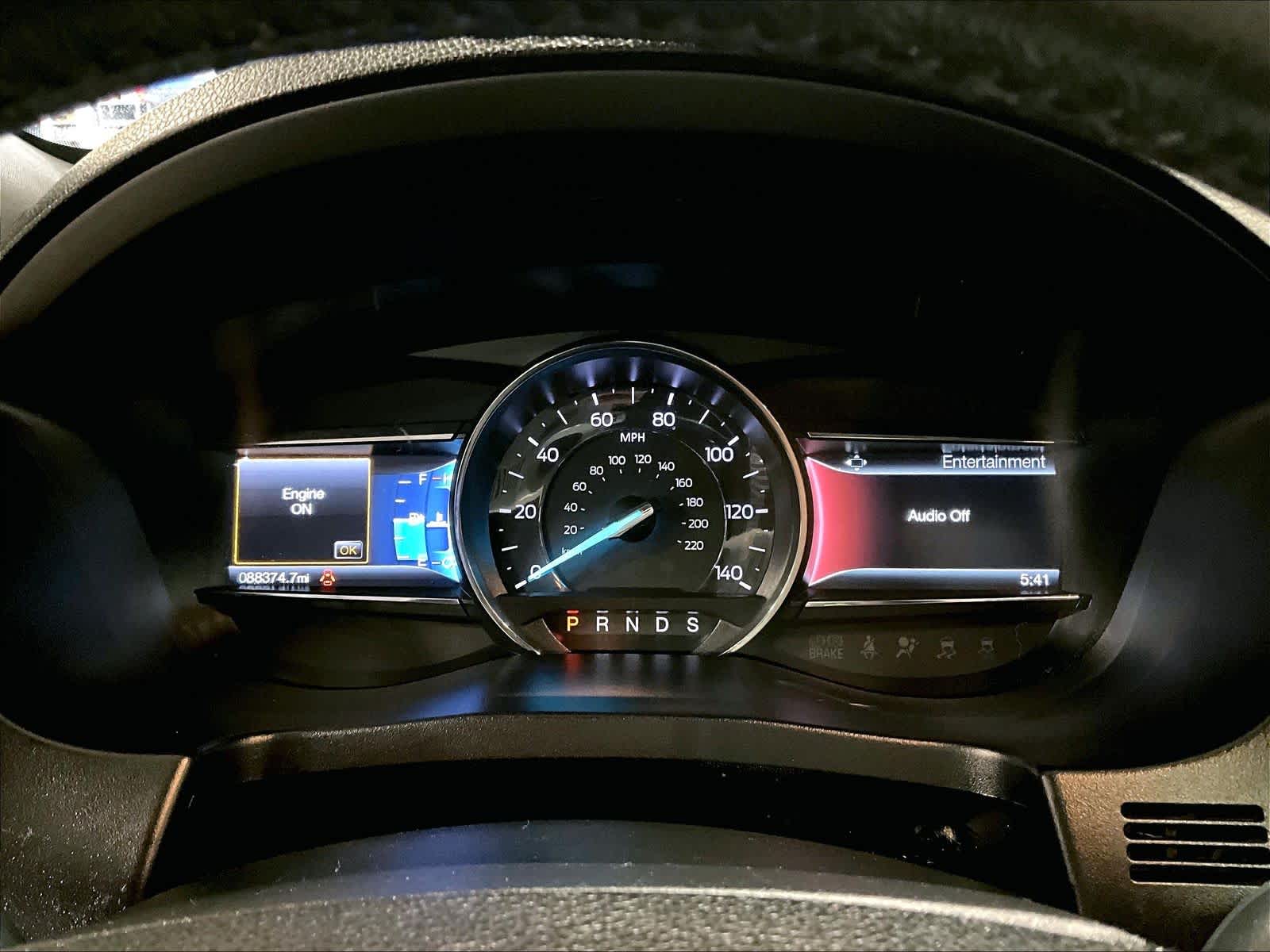 2017 Ford Explorer XLT - Photo 26