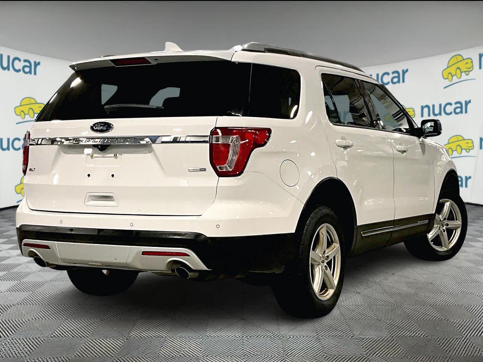 2017 Ford Explorer XLT - Photo 6