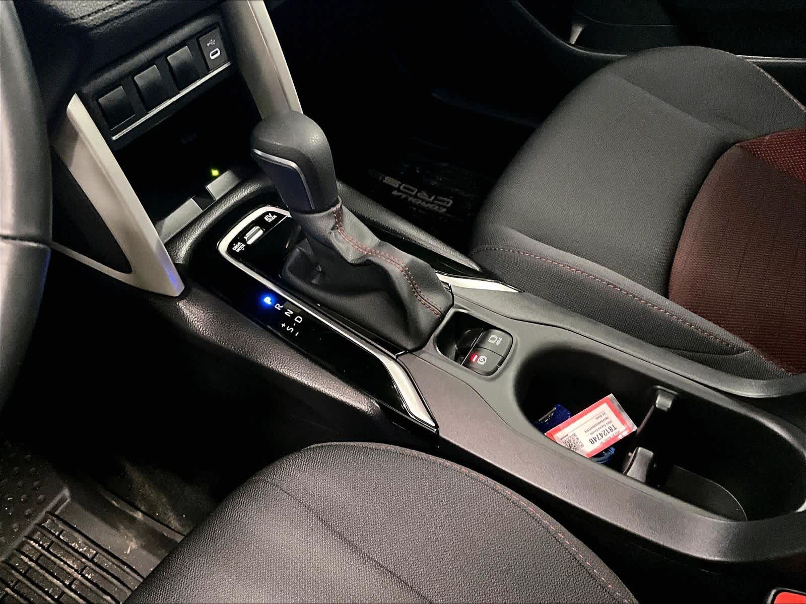 2025 Toyota Corolla Cross Hybrid Nightshade Edition - Photo 20