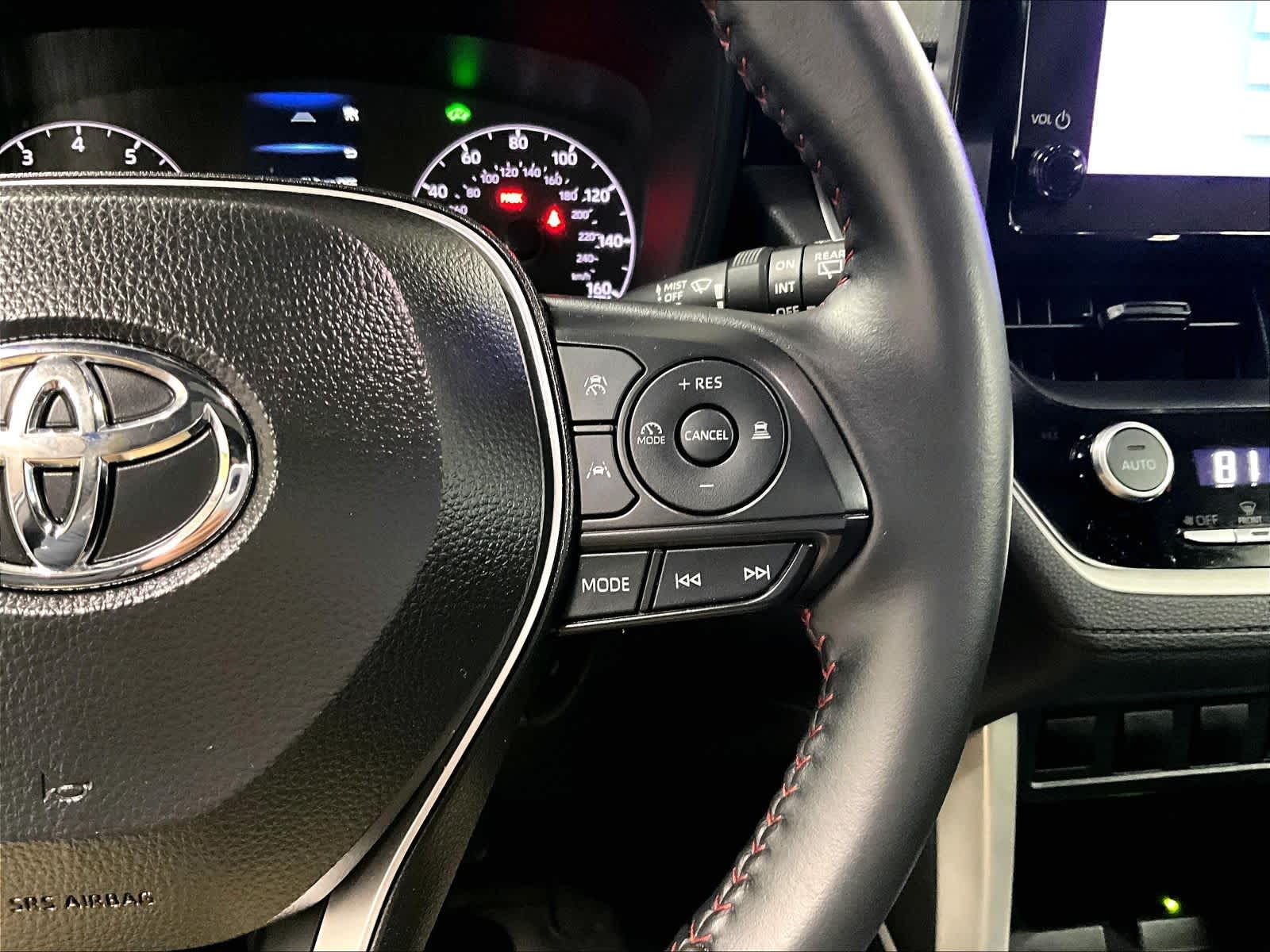 2025 Toyota Corolla Cross Hybrid Nightshade Edition - Photo 24