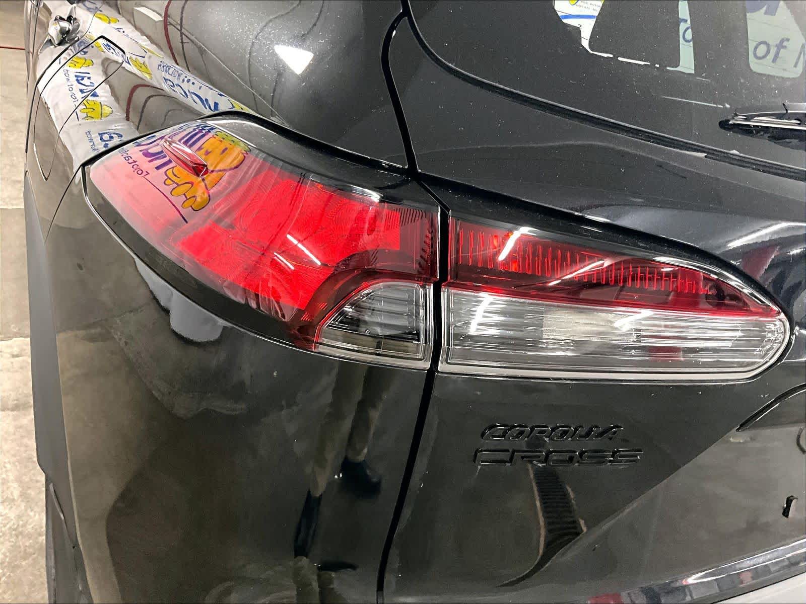 2025 Toyota Corolla Cross Hybrid Nightshade Edition - Photo 34