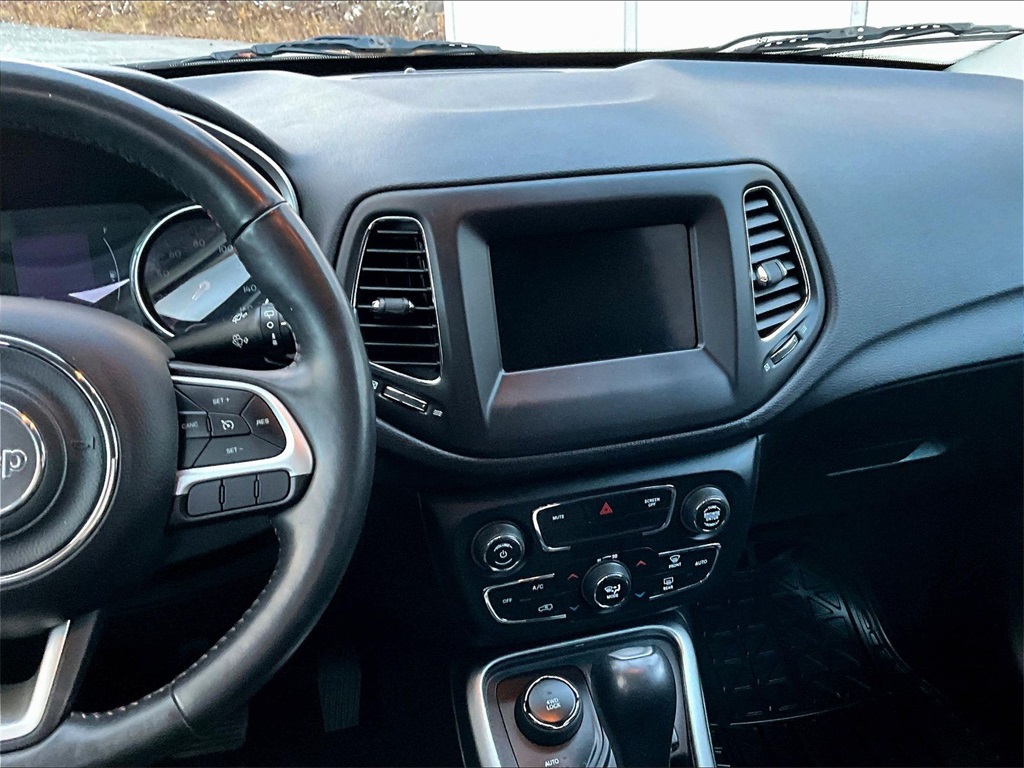 2019 Jeep Compass Latitude - Photo 18