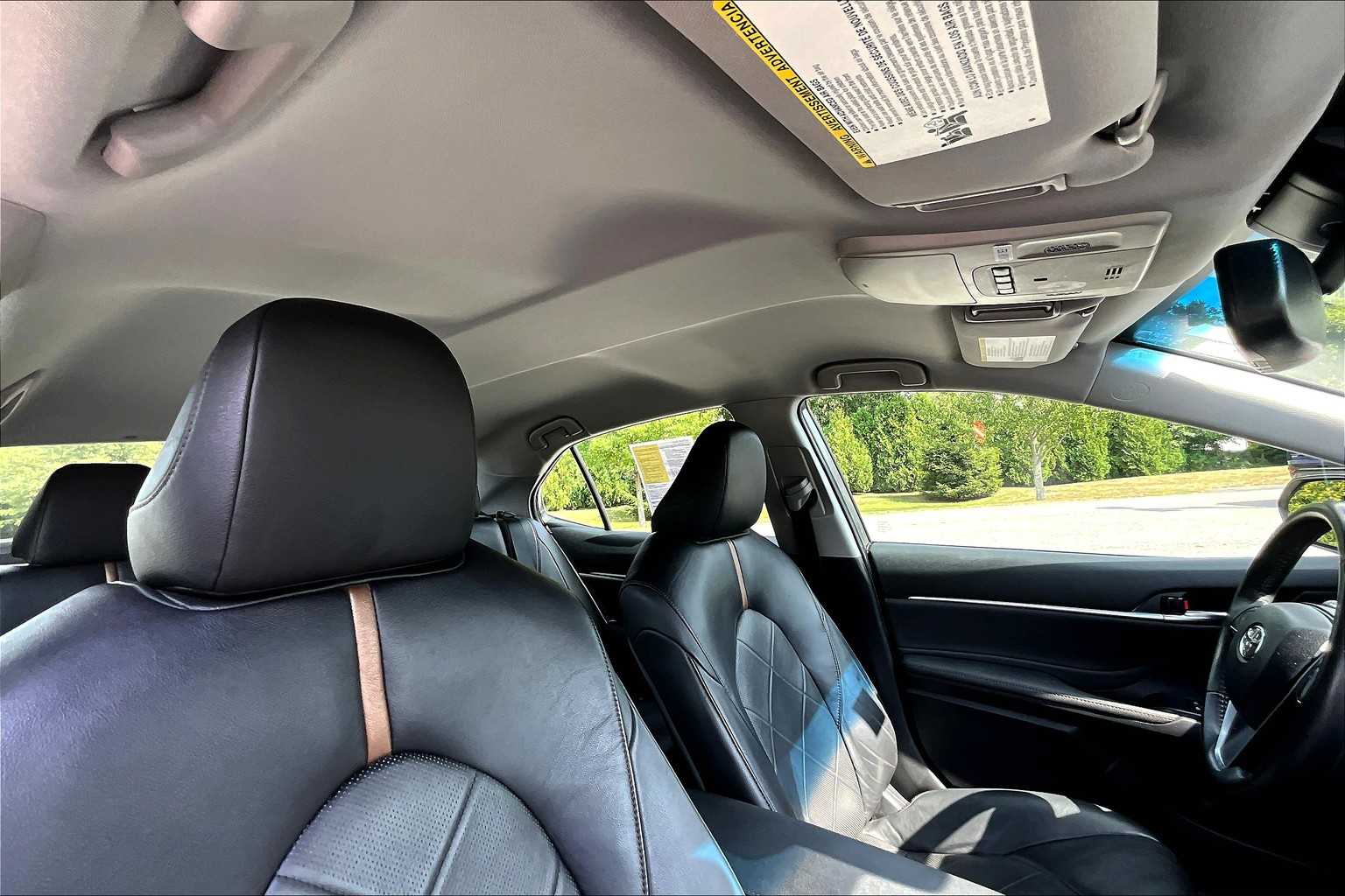 2018 Toyota Camry XLE - Photo 22