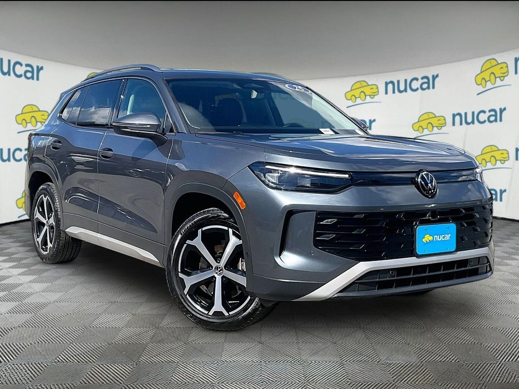 2025 Volkswagen Tiguan 2.0T SE
