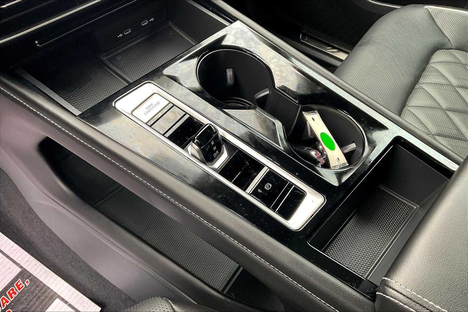 2024 Volkswagen Atlas 2.0T SEL Premium R-Line - Photo 21