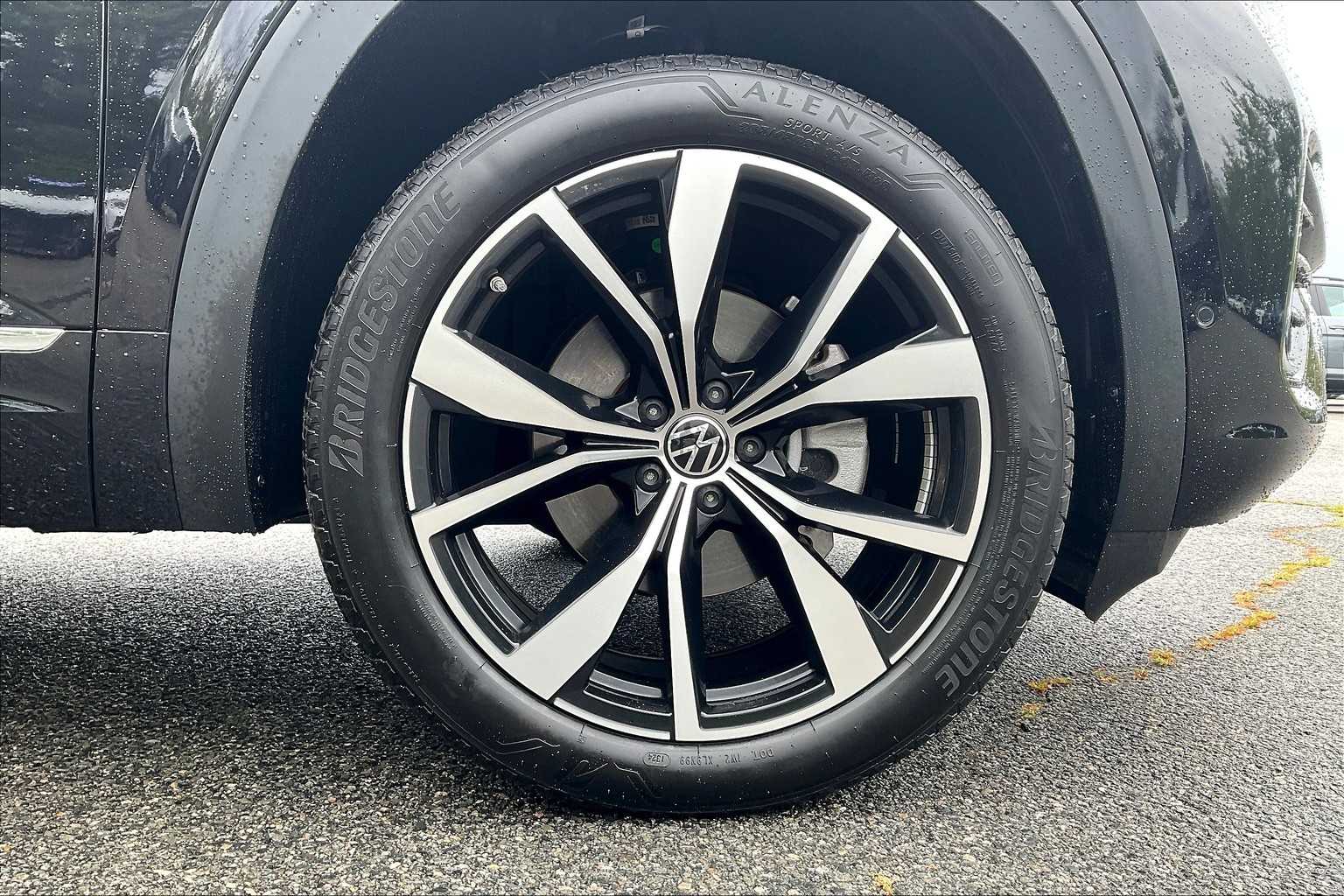 2024 Volkswagen Atlas 2.0T SEL Premium R-Line - Photo 7
