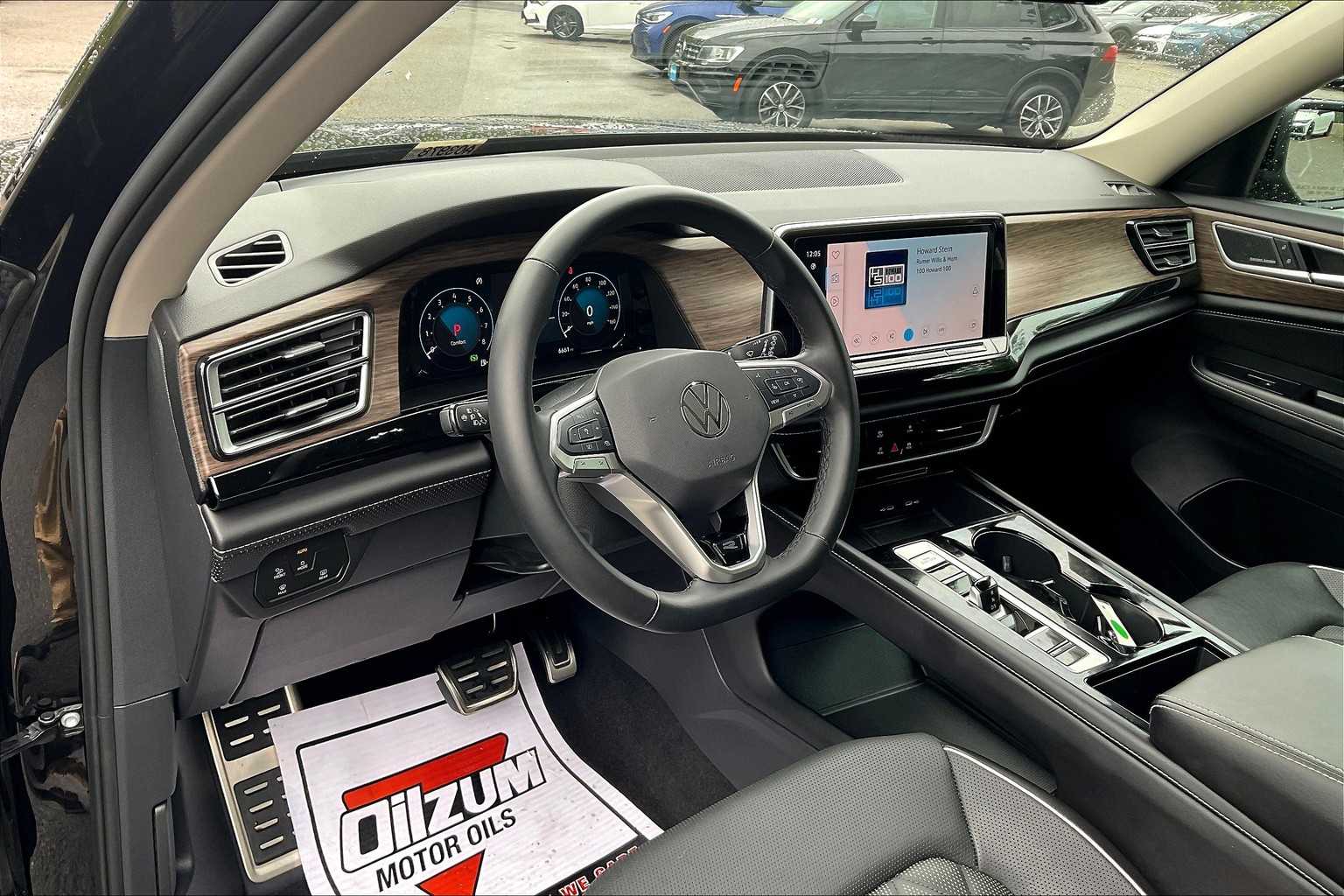 2024 Volkswagen Atlas 2.0T SEL Premium R-Line - Photo 8