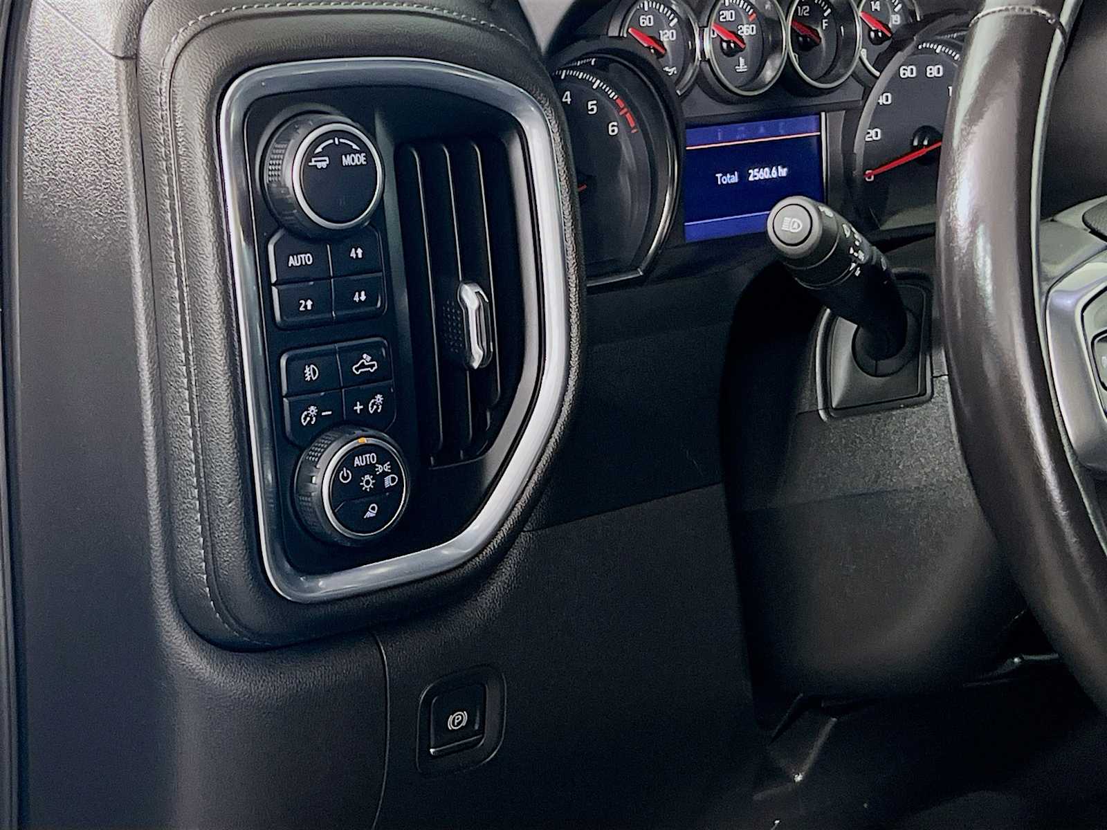 2022 Chevrolet Silverado 1500 LTD LTZ - Photo 10