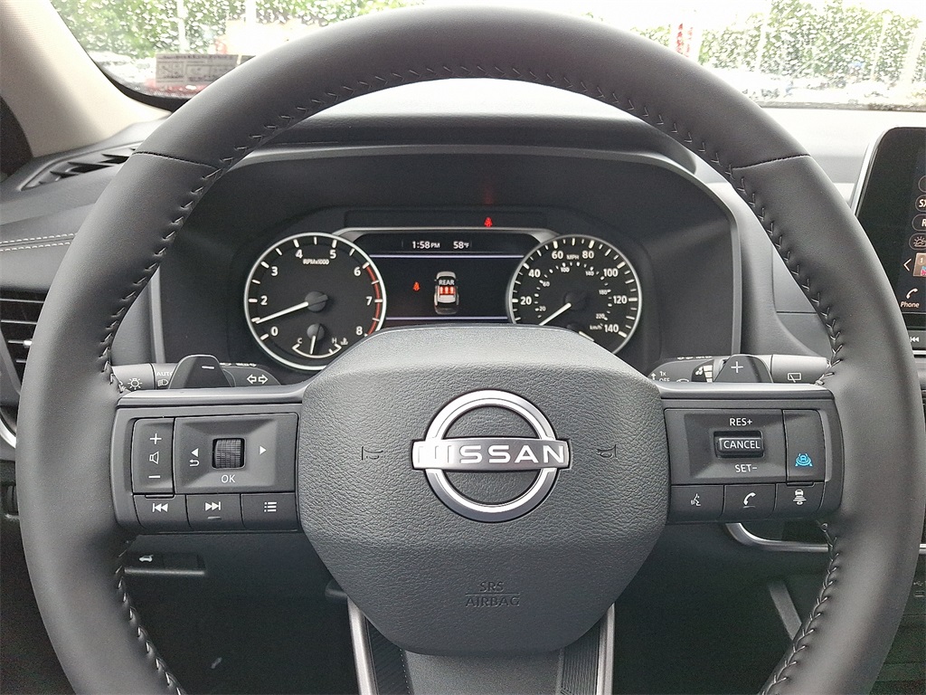 2025 Nissan Rogue SV - Photo 14