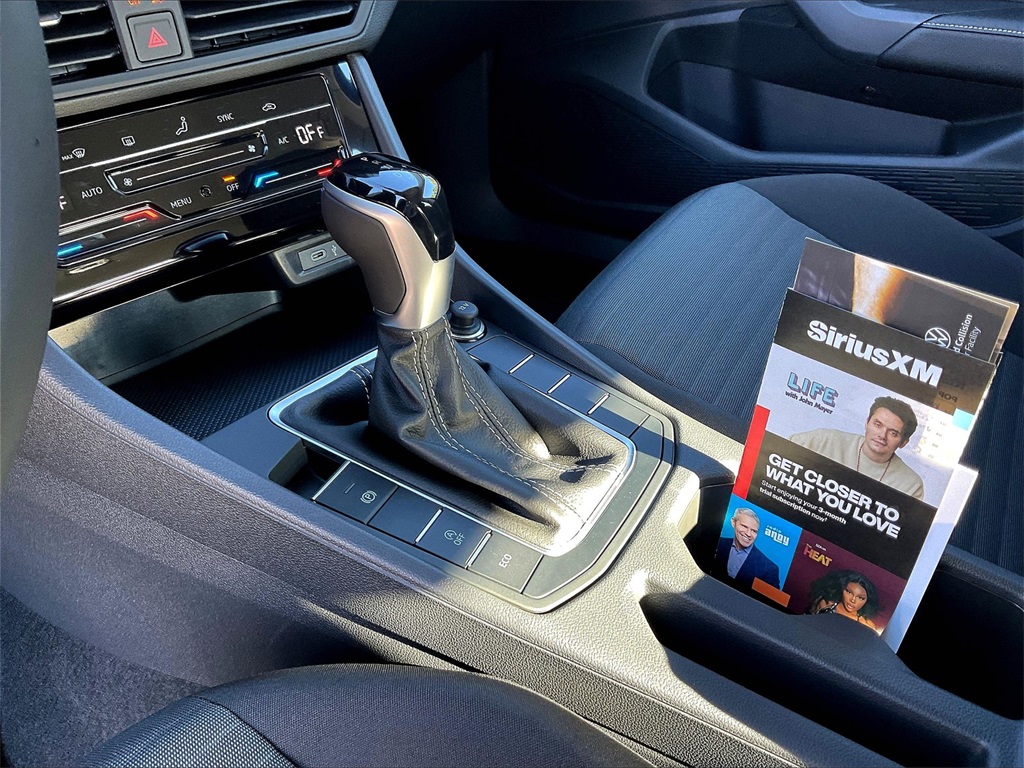 2026 Volkswagen Jetta 1.5T S - Photo 14