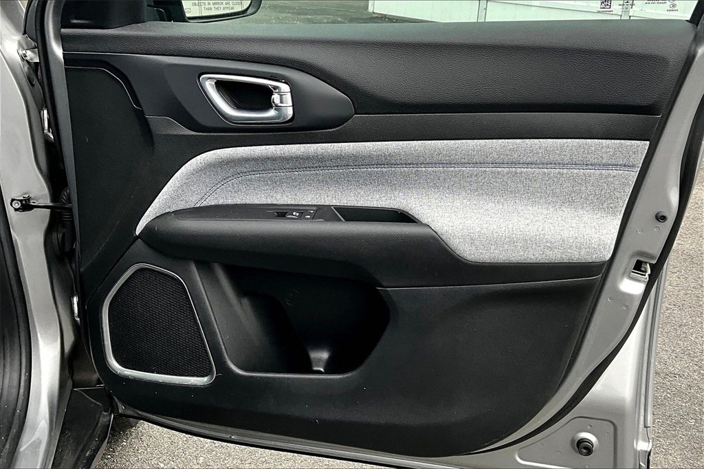 2022 Jeep Compass Latitude - Photo 12