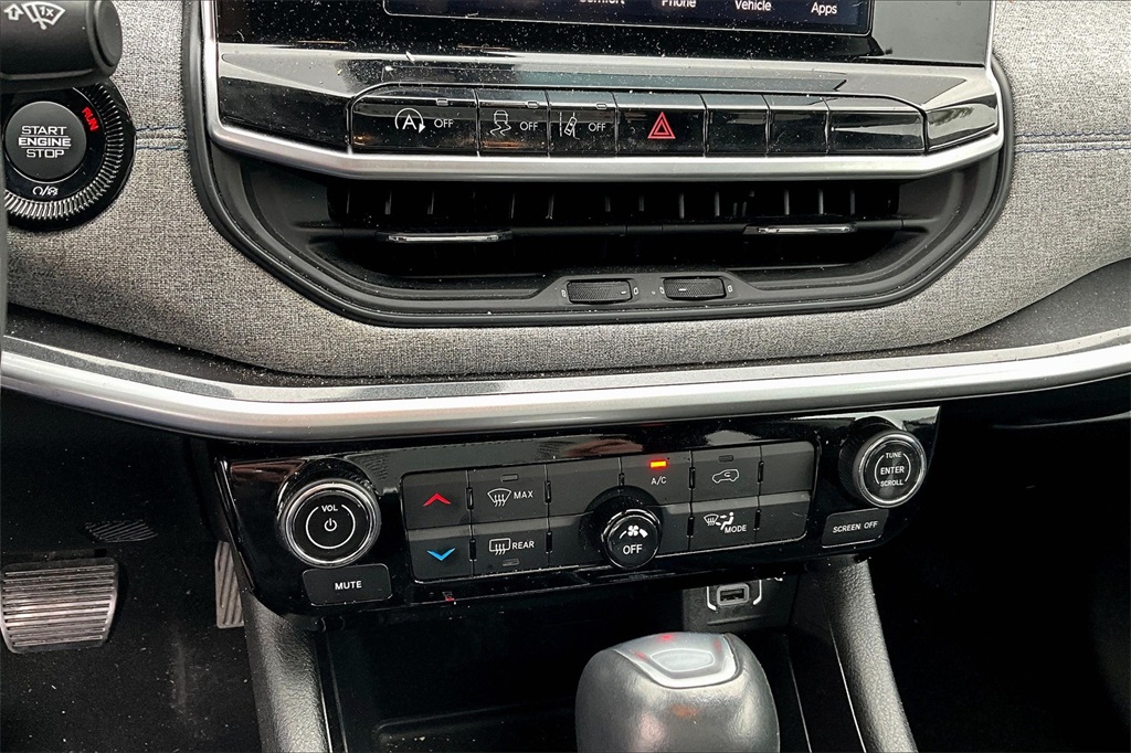 2022 Jeep Compass Latitude - Photo 25