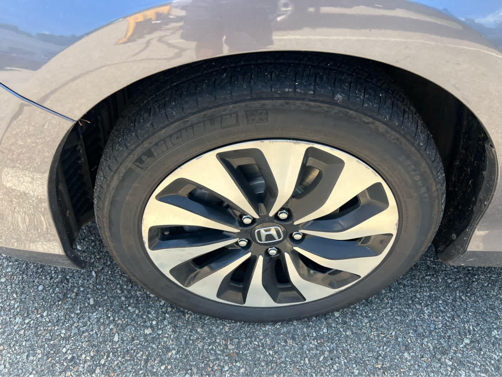 2015 Honda Accord Hybrid EX-L - Photo 11