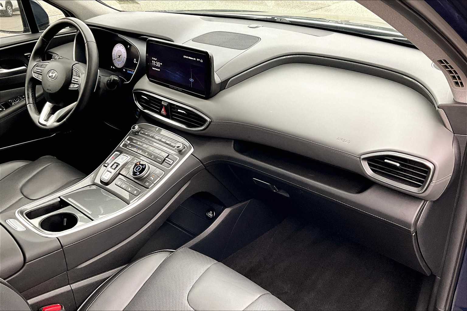 2022 Hyundai Santa Fe Limited - Photo 14