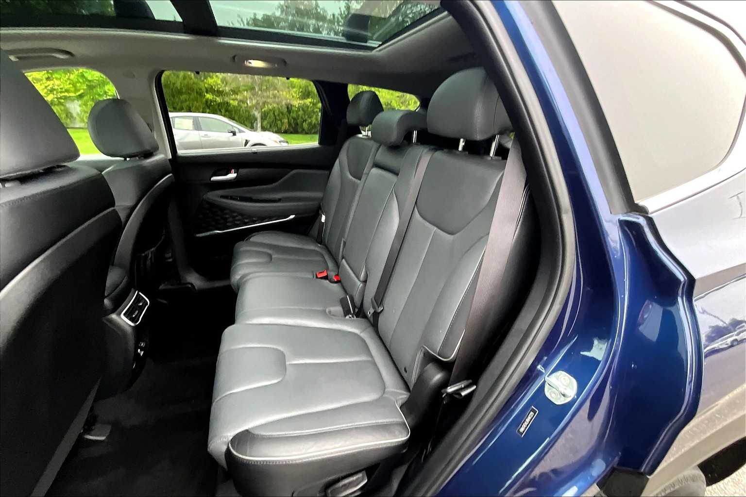 2022 Hyundai Santa Fe Limited - Photo 15
