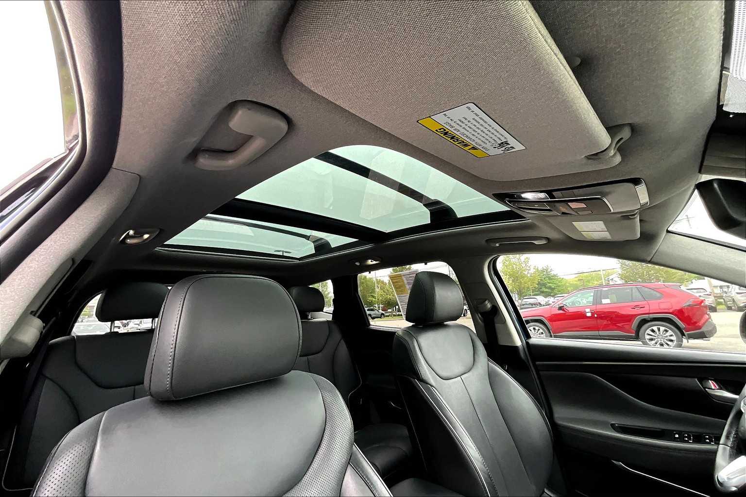 2022 Hyundai Santa Fe Limited - Photo 22