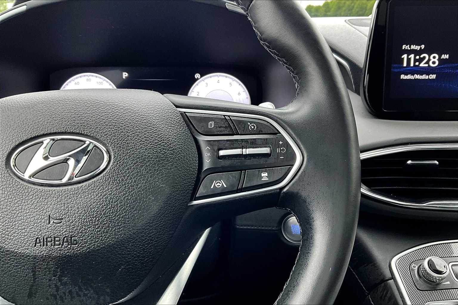 2022 Hyundai Santa Fe Limited - Photo 24