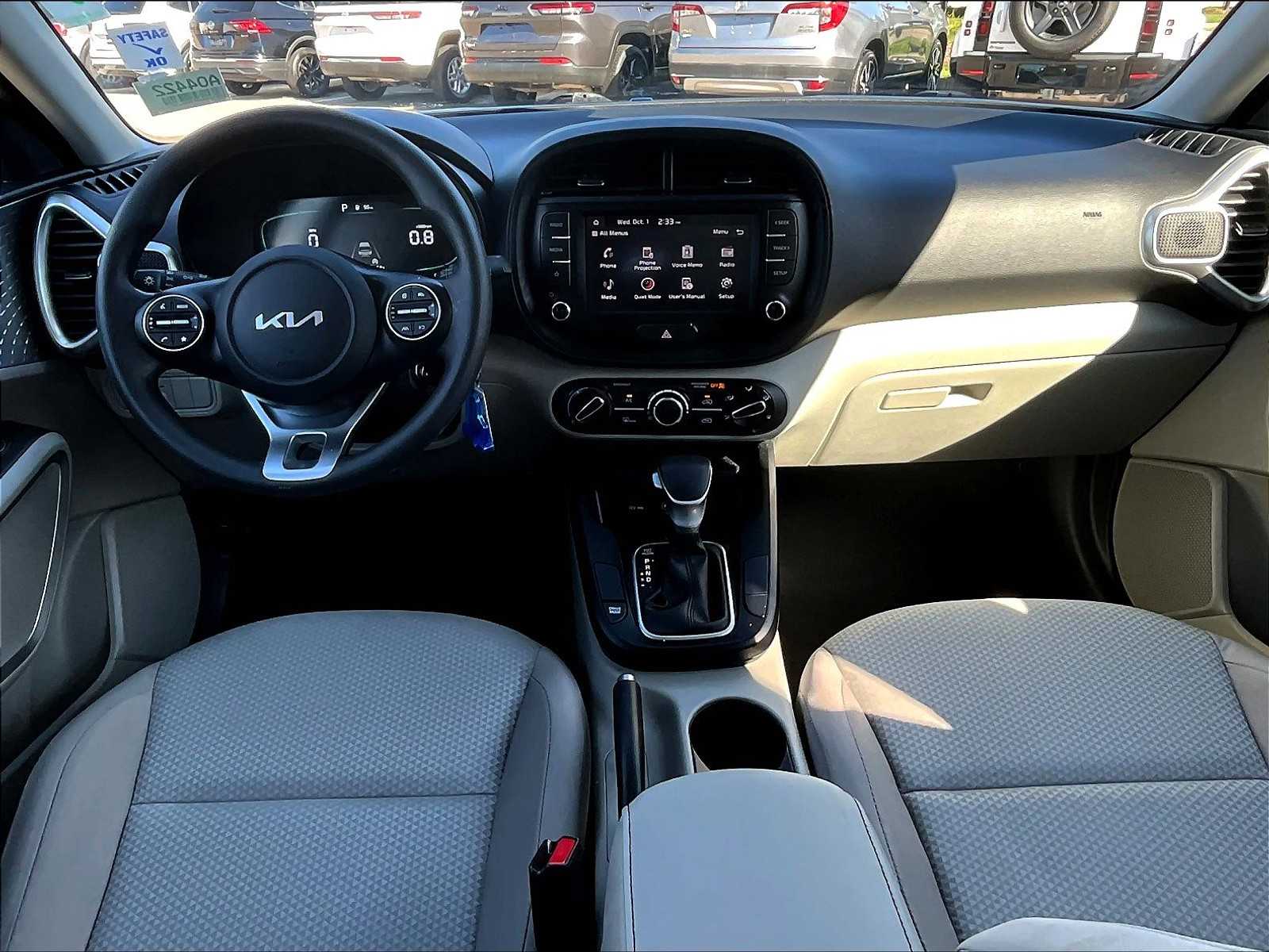 2023 Kia Soul LX - Photo 21
