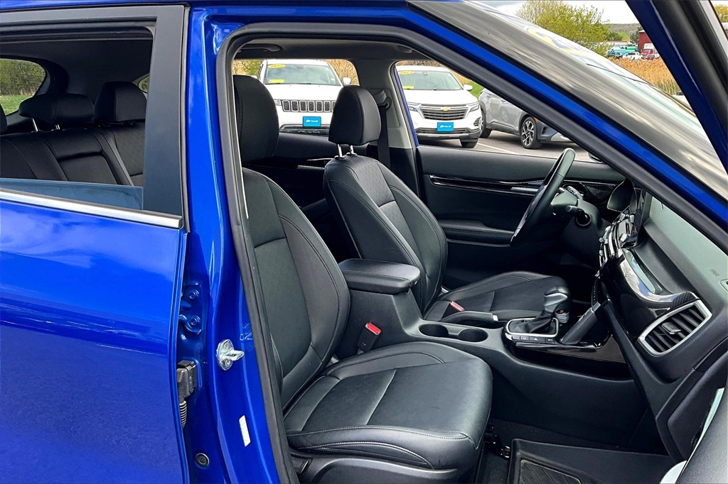 2023 Kia Seltos EX - Photo 11