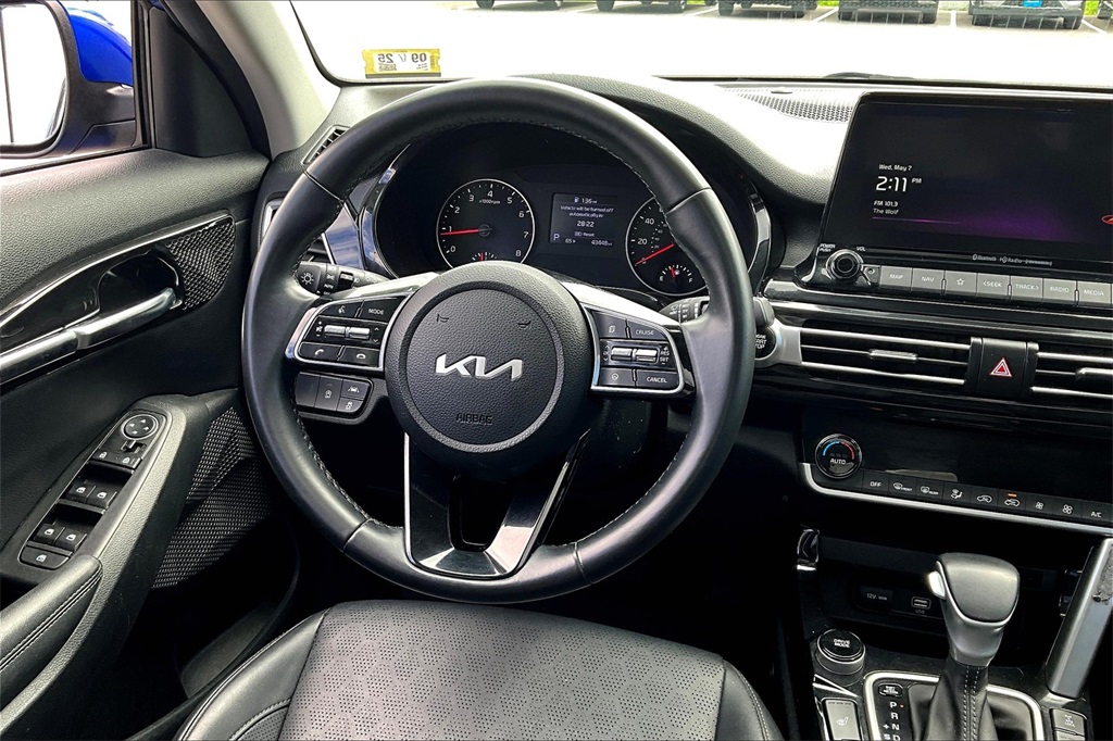 2023 Kia Seltos EX - Photo 17