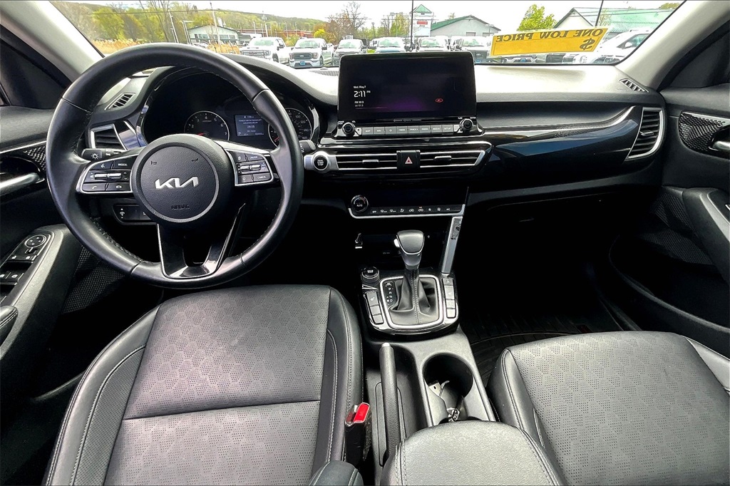 2023 Kia Seltos EX - Photo 21
