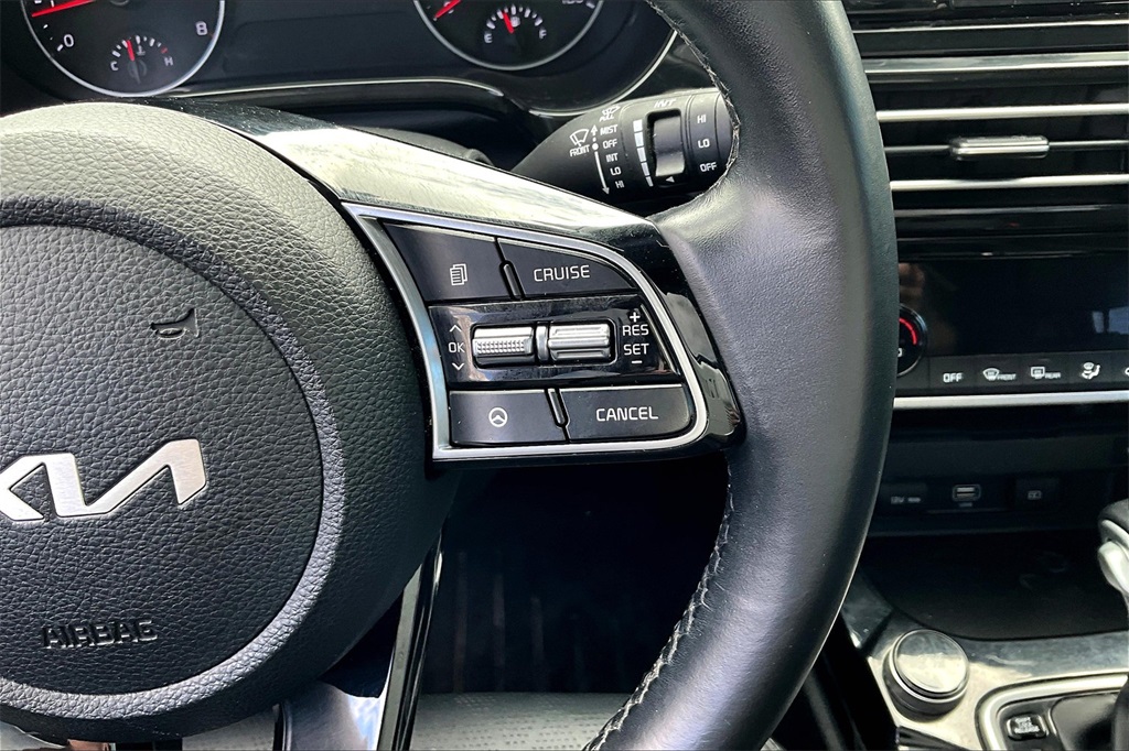 2023 Kia Seltos EX - Photo 24