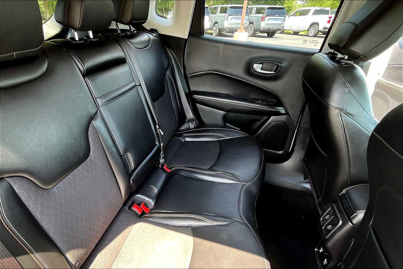 2019 Jeep Compass Latitude - Photo 14