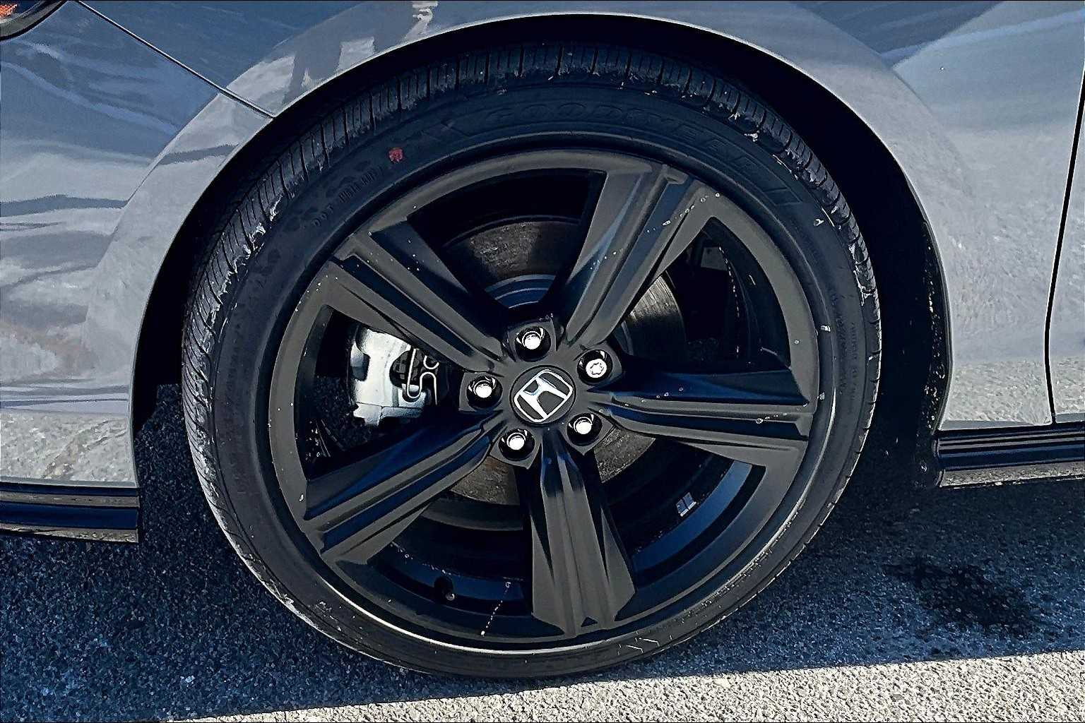 2025 Honda Accord Hybrid Sport-L - Photo 8