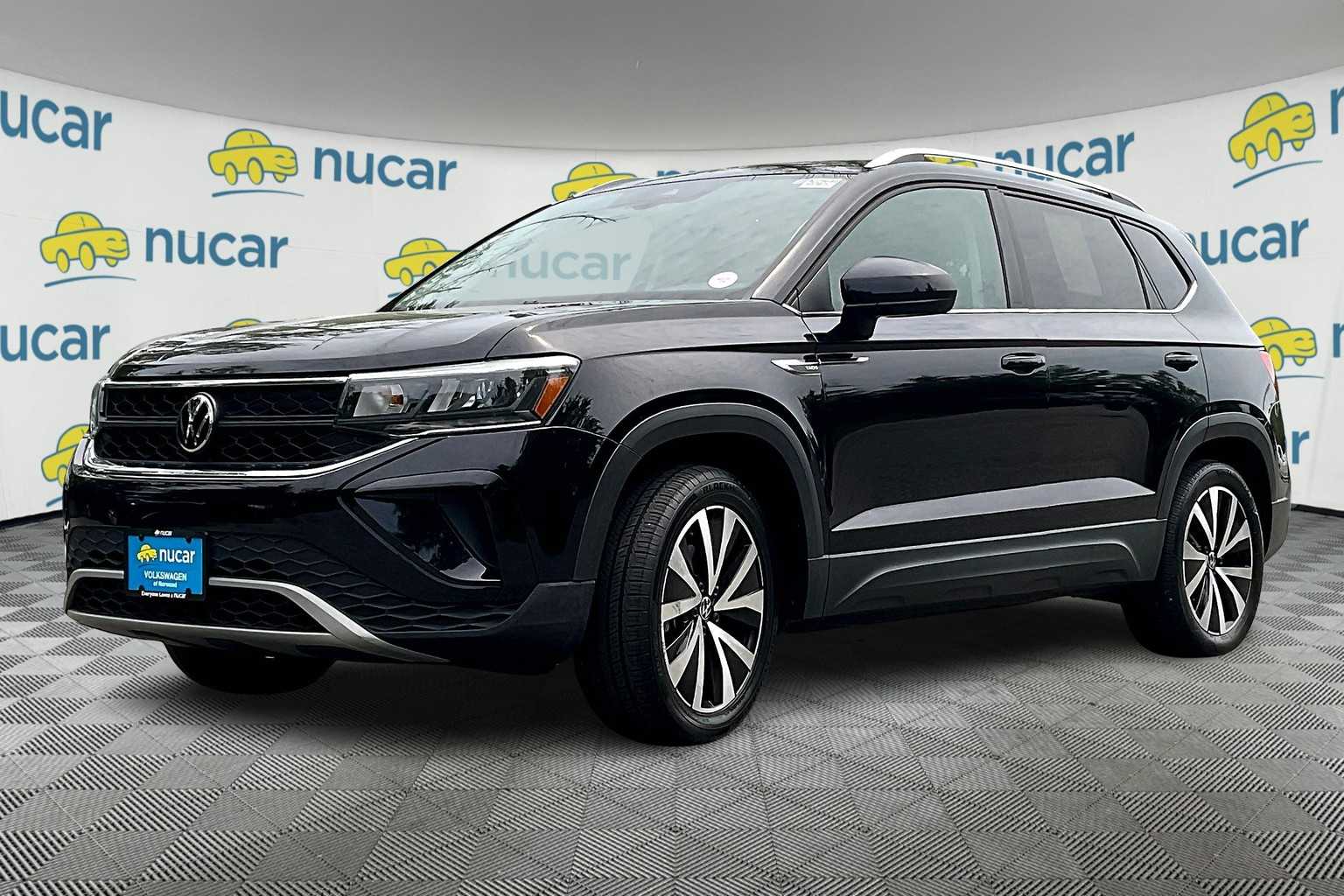2023 Volkswagen Taos SE - Photo 3