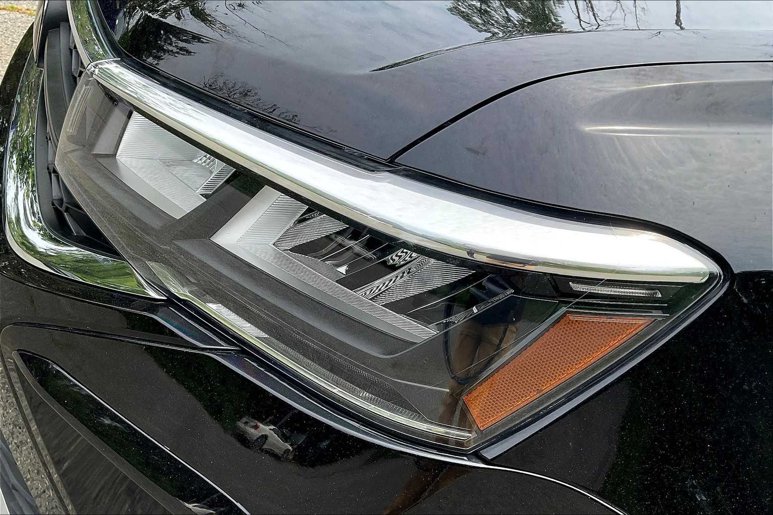 2023 Volkswagen Taos SE - Photo 32