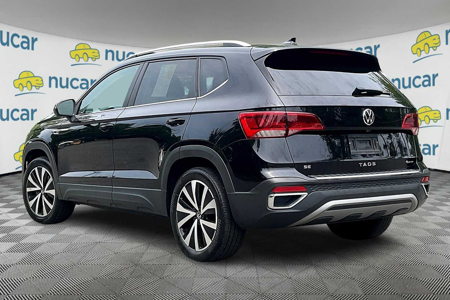2023 Volkswagen Taos SE - Photo 4