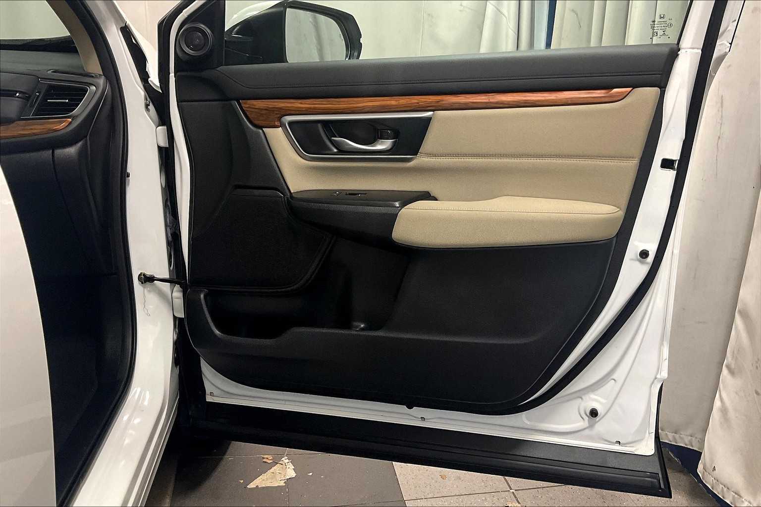 2021 Honda CR-V EX - Photo 12