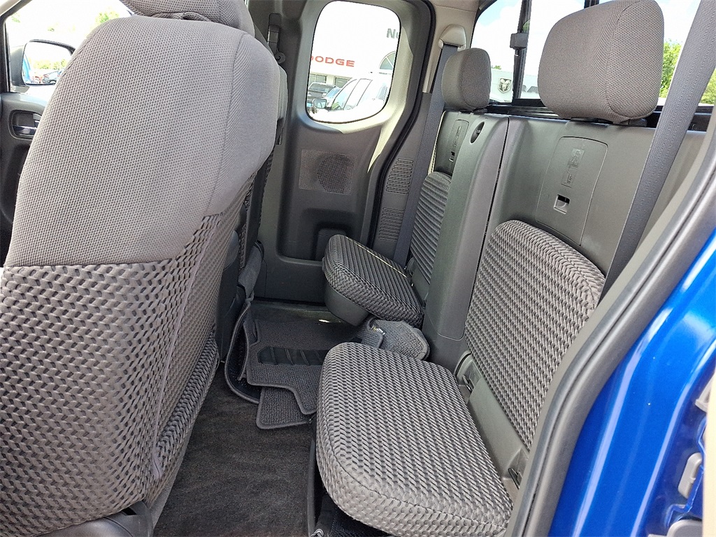 2012 Nissan Frontier  - Photo 11
