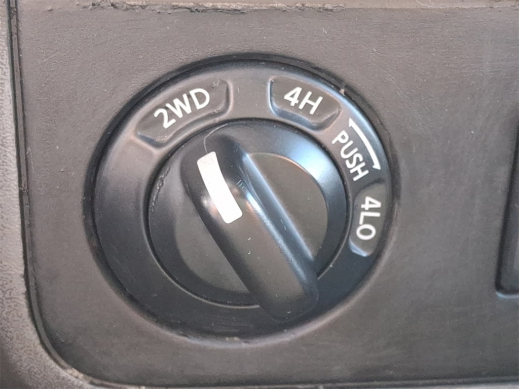 2012 Nissan Frontier  - Photo 22