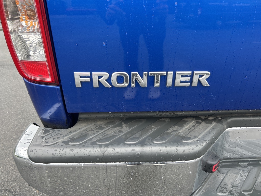 2012 Nissan Frontier SV - Photo 8