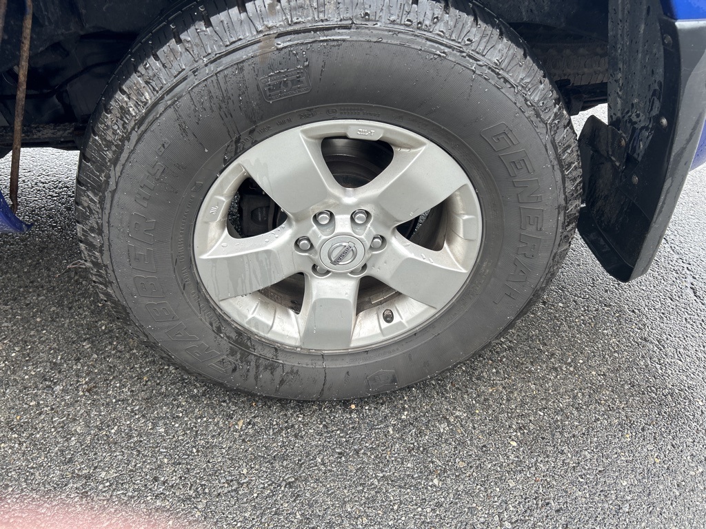 2012 Nissan Frontier SV - Photo 10