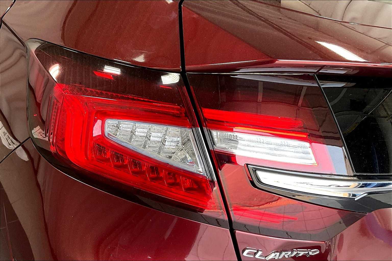2018 Honda Clarity Plug-In Hybrid  - Photo 32