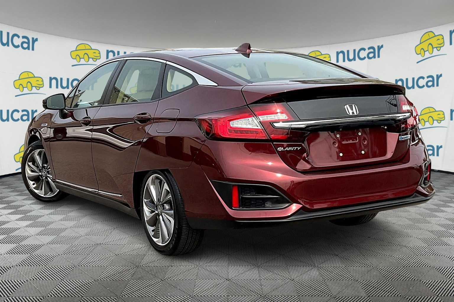 2018 Honda Clarity Plug-In Hybrid  - Photo 4