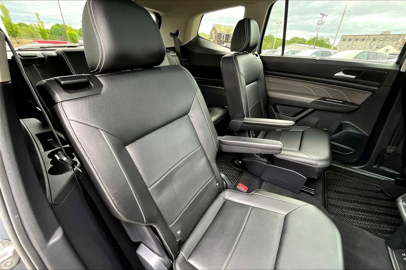 2022 Volkswagen Atlas 3.6L V6 SE w/Technology - Photo 16