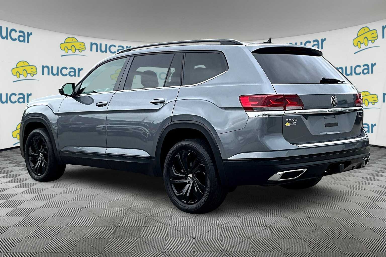 2022 Volkswagen Atlas 3.6L V6 SE w/Technology - Photo 4