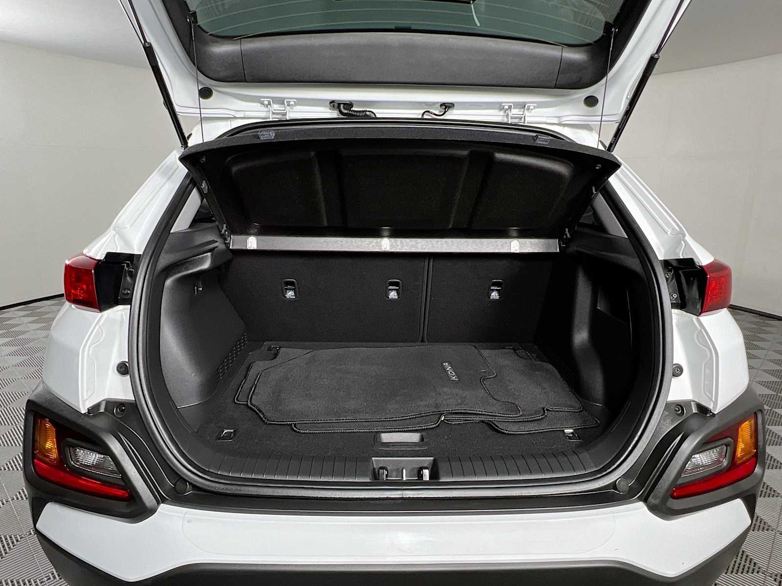 2020 Hyundai Kona SEL - Photo 25