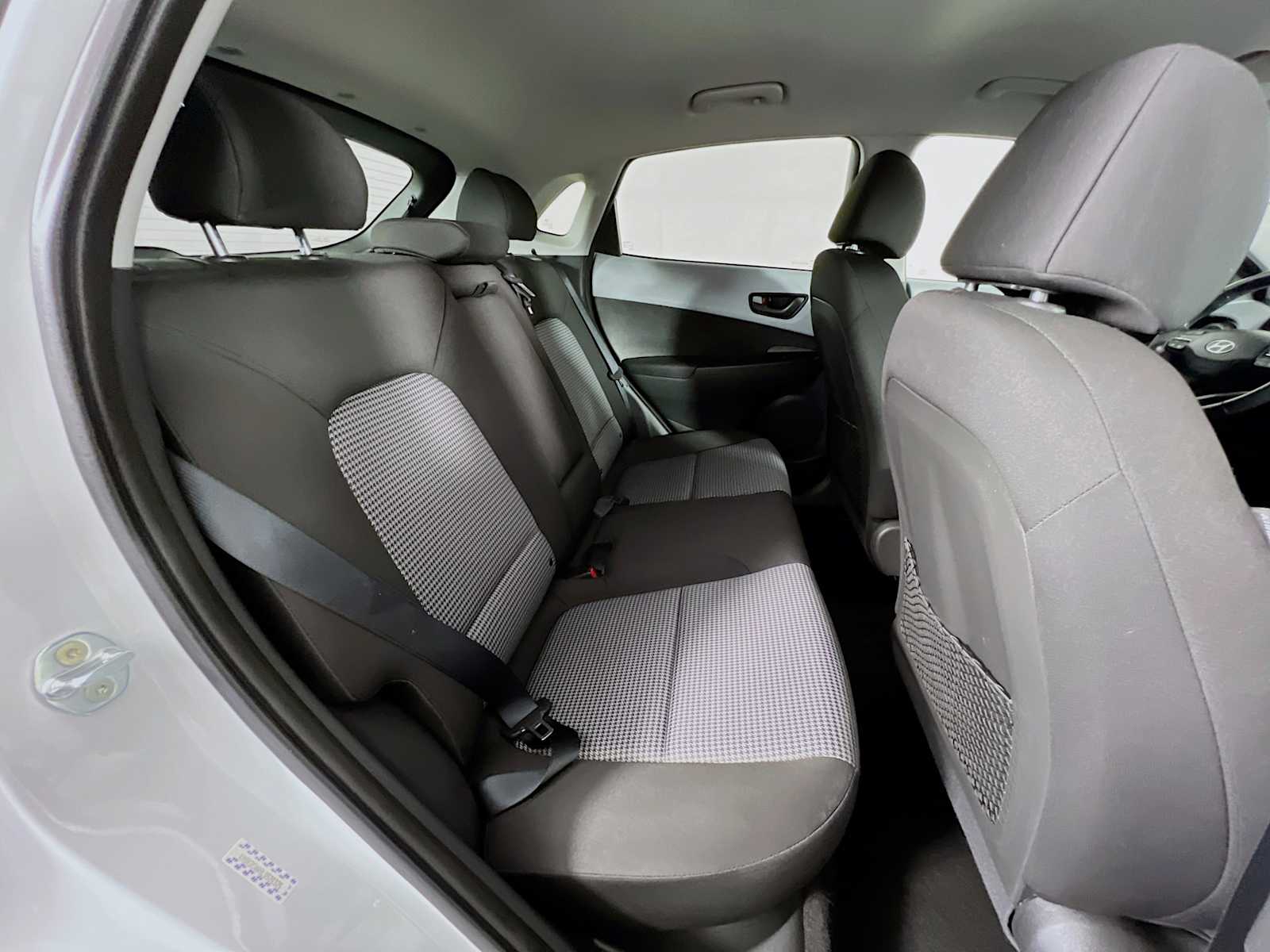 2020 Hyundai Kona SEL - Photo 26