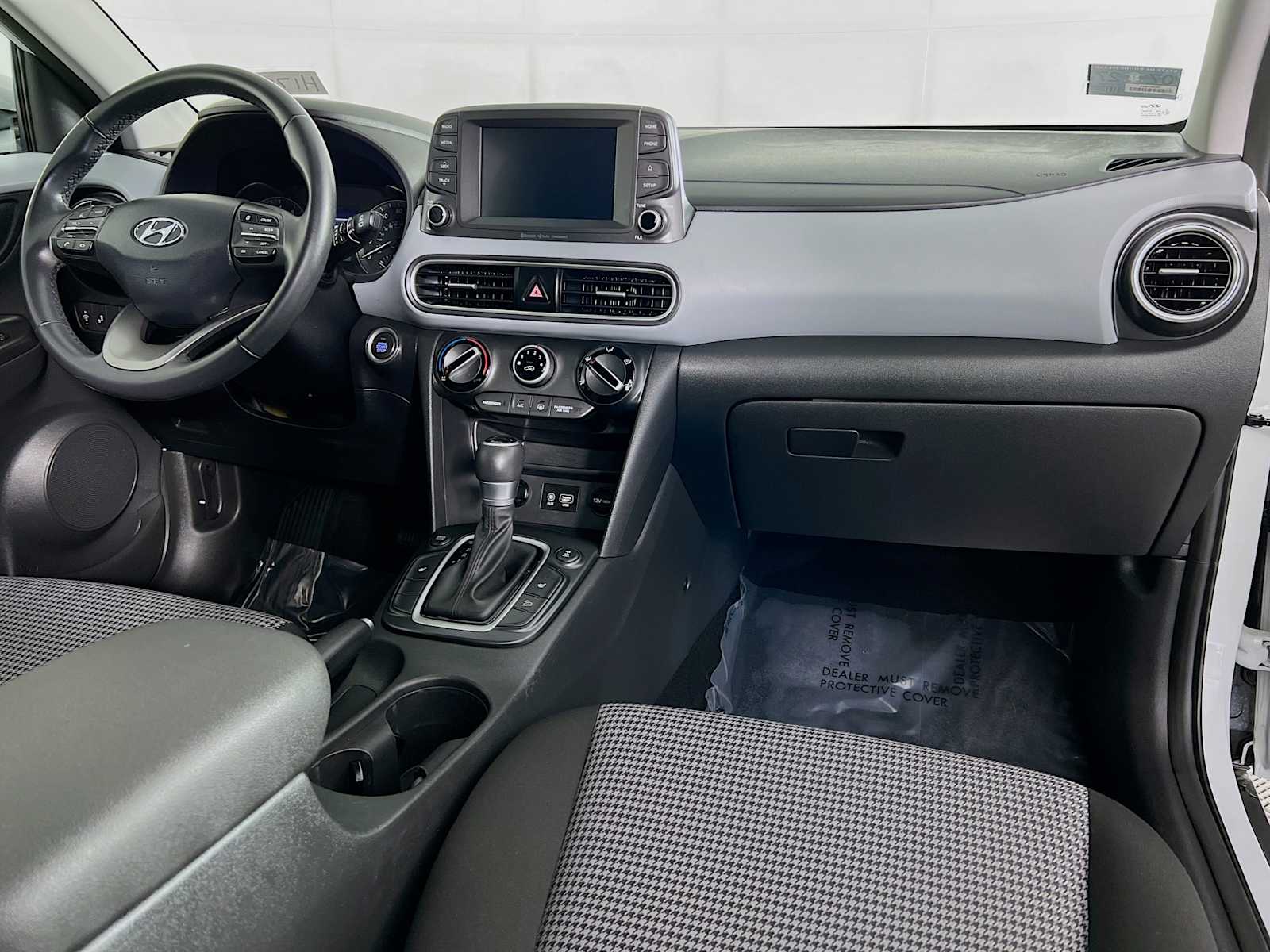 2020 Hyundai Kona SEL - Photo 28