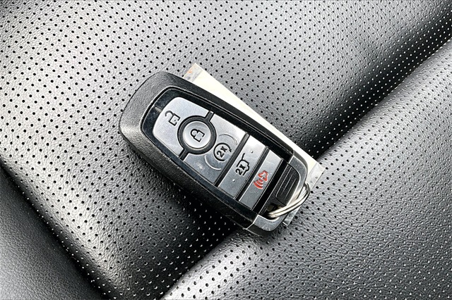 2023 Ford Escape Platinum - Photo 11