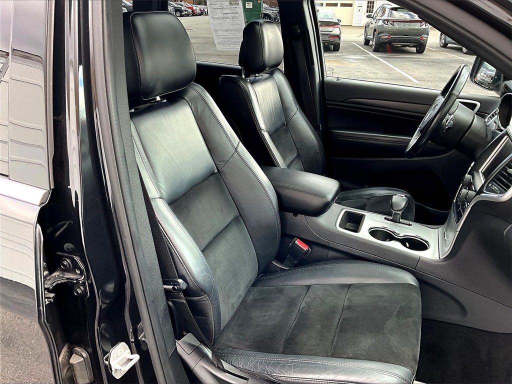 2015 Jeep Grand Cherokee Altitude - Photo 11