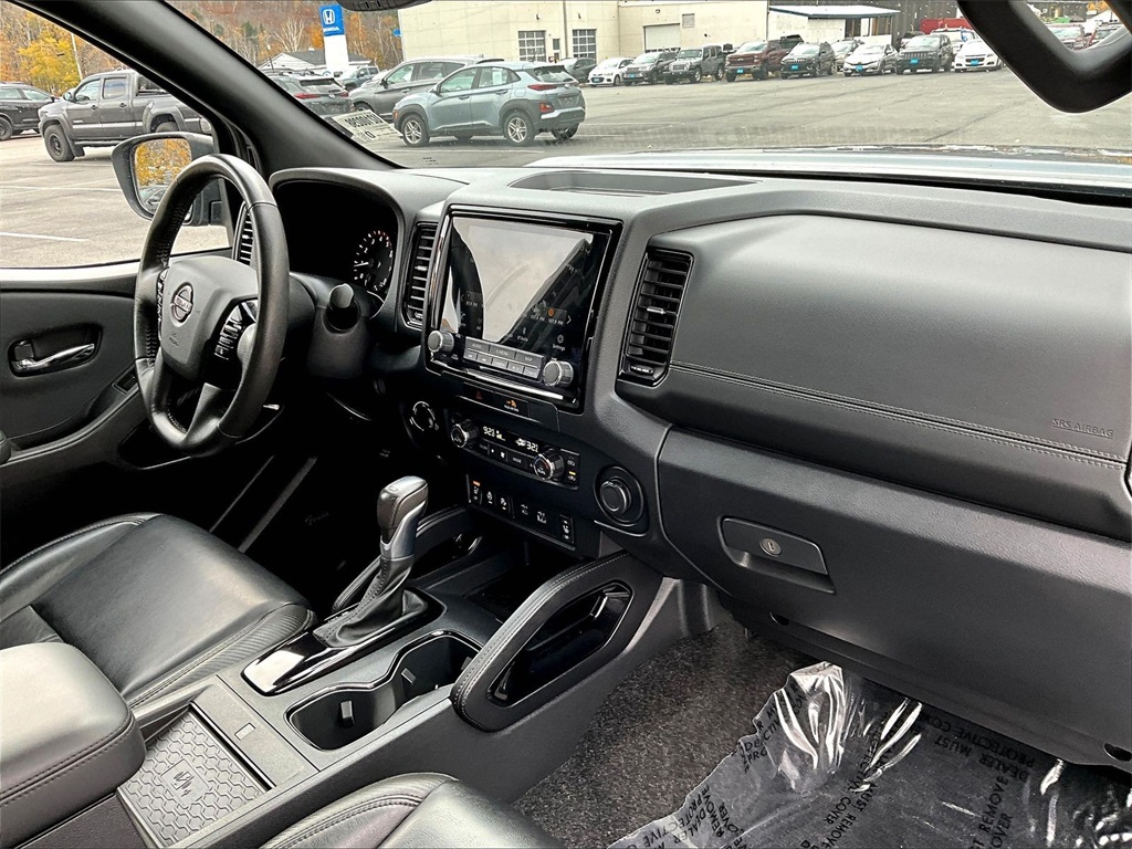 2022 Nissan Frontier Pro-4X - Photo 14