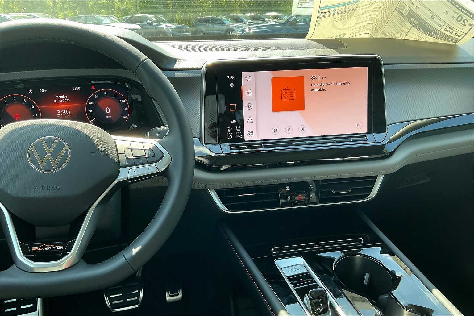 2025 Volkswagen Atlas 2.0T Peak Edition - Photo 13