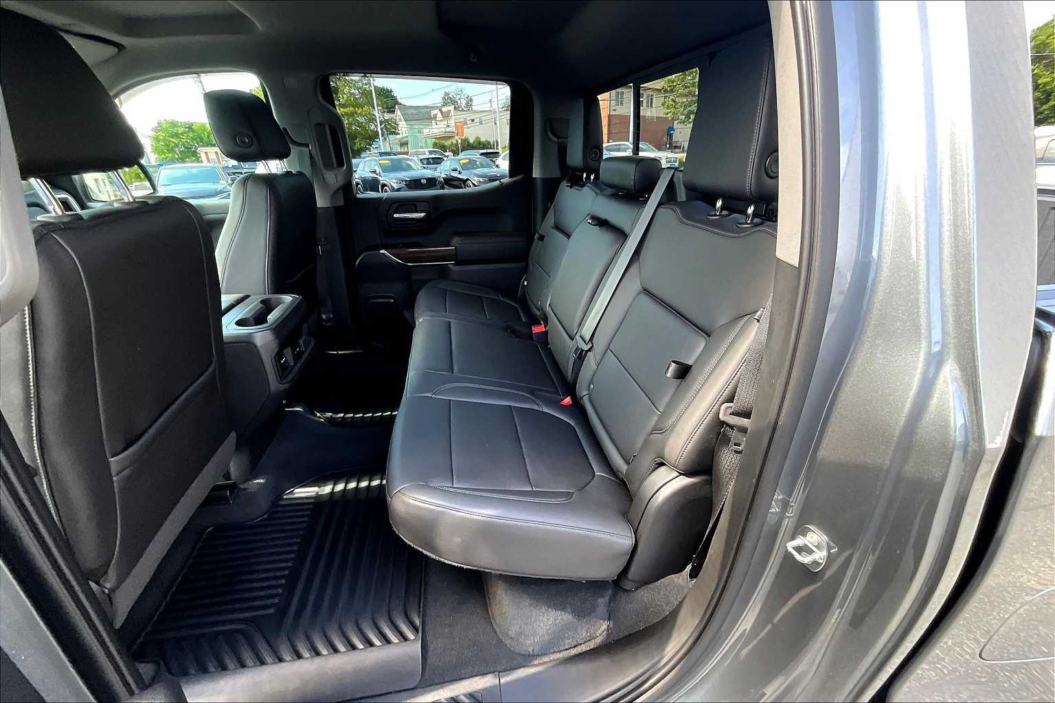 2020 Chevrolet Silverado 1500 RST - Photo 15