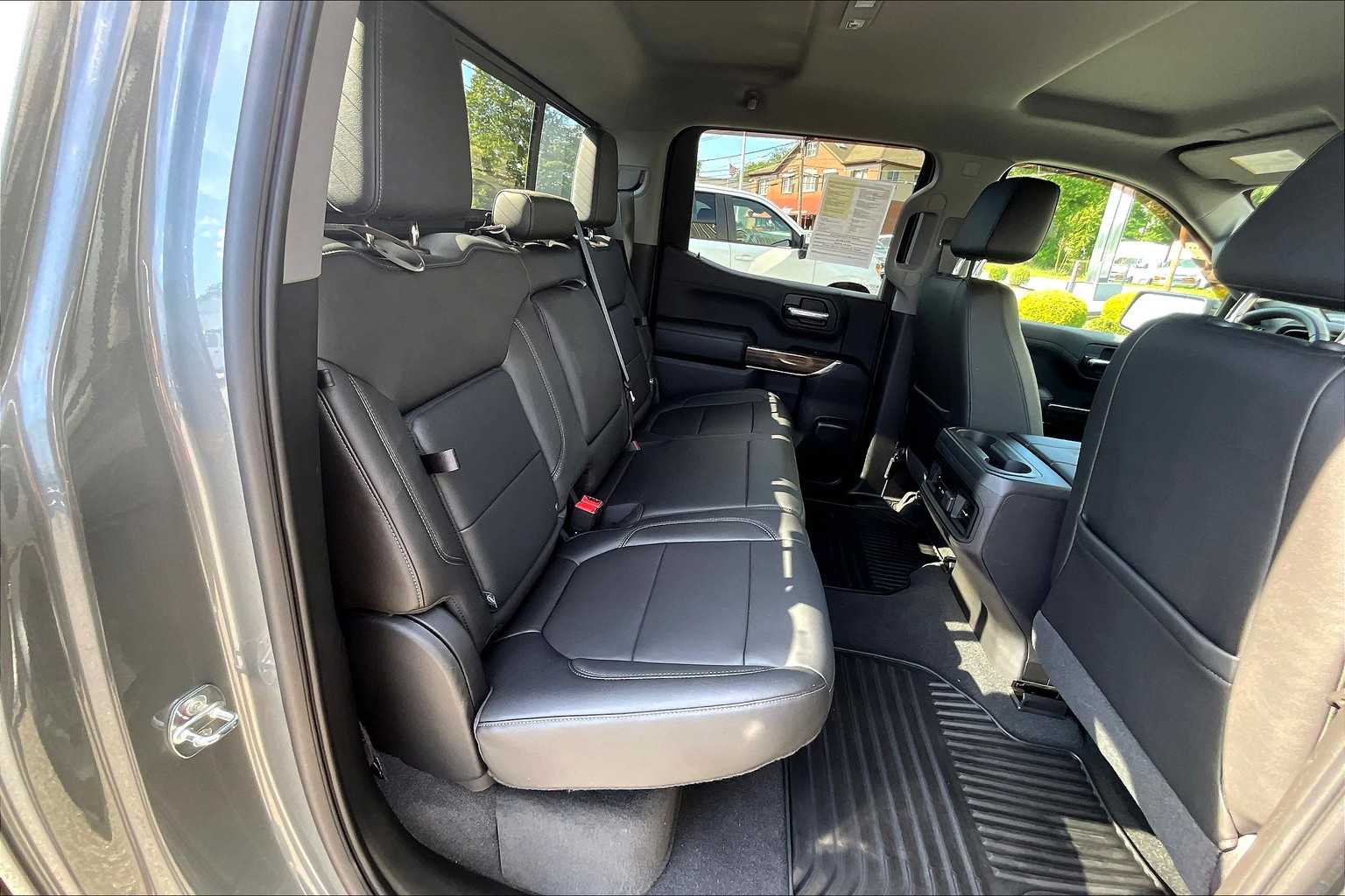 2020 Chevrolet Silverado 1500 RST - Photo 16